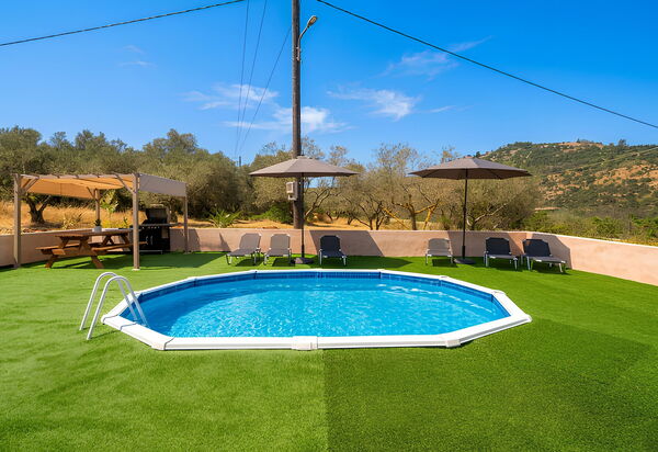 Villa Pasiphae: Have, pool, Udendørs, Udvendige