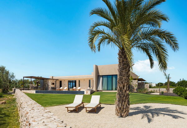 Eos Villa: Extérieur, Extérieurs, Jardin