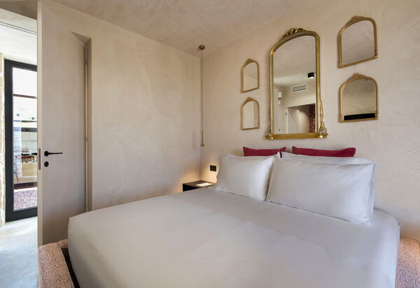 Eos Villa