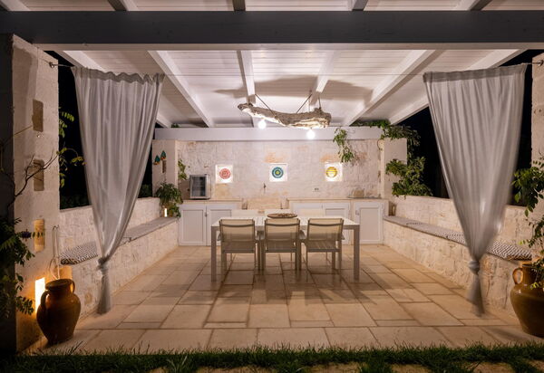 Villa Calanthia: Balcony / Terrace / Patio, Building Exterior, Outdoor