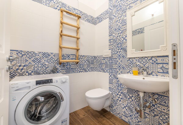 Villa Icaria: Bathroom